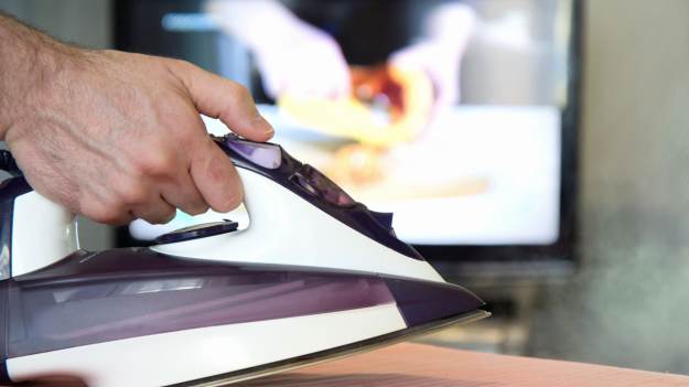 Nie potrafisz oglądać telewizji bez robienia..